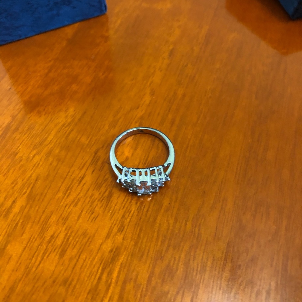 Silver Ring - Picture 3 of 5
